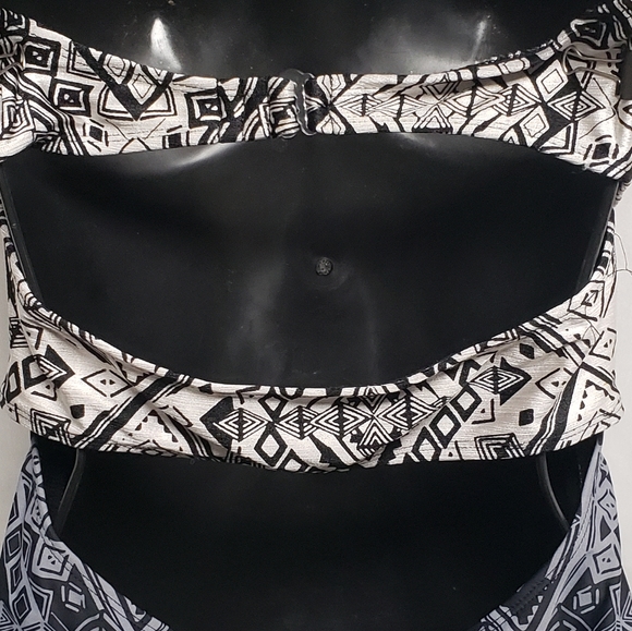 OP Large One Piece Swim Suit - Picture 4 of 5